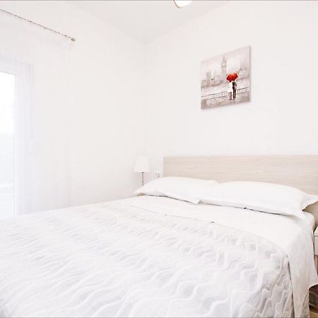 Apartmant Milan 特罗吉尔 外观 照片